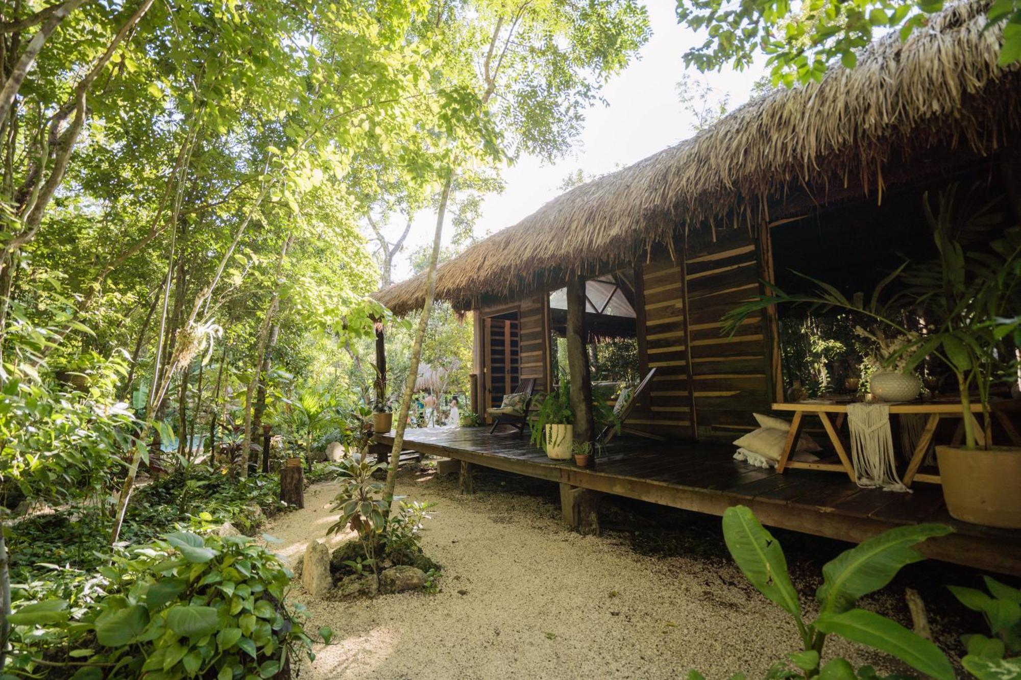 Madre Tierra Eco Habitat Vendégház Puerto Morelos Kültér fotó