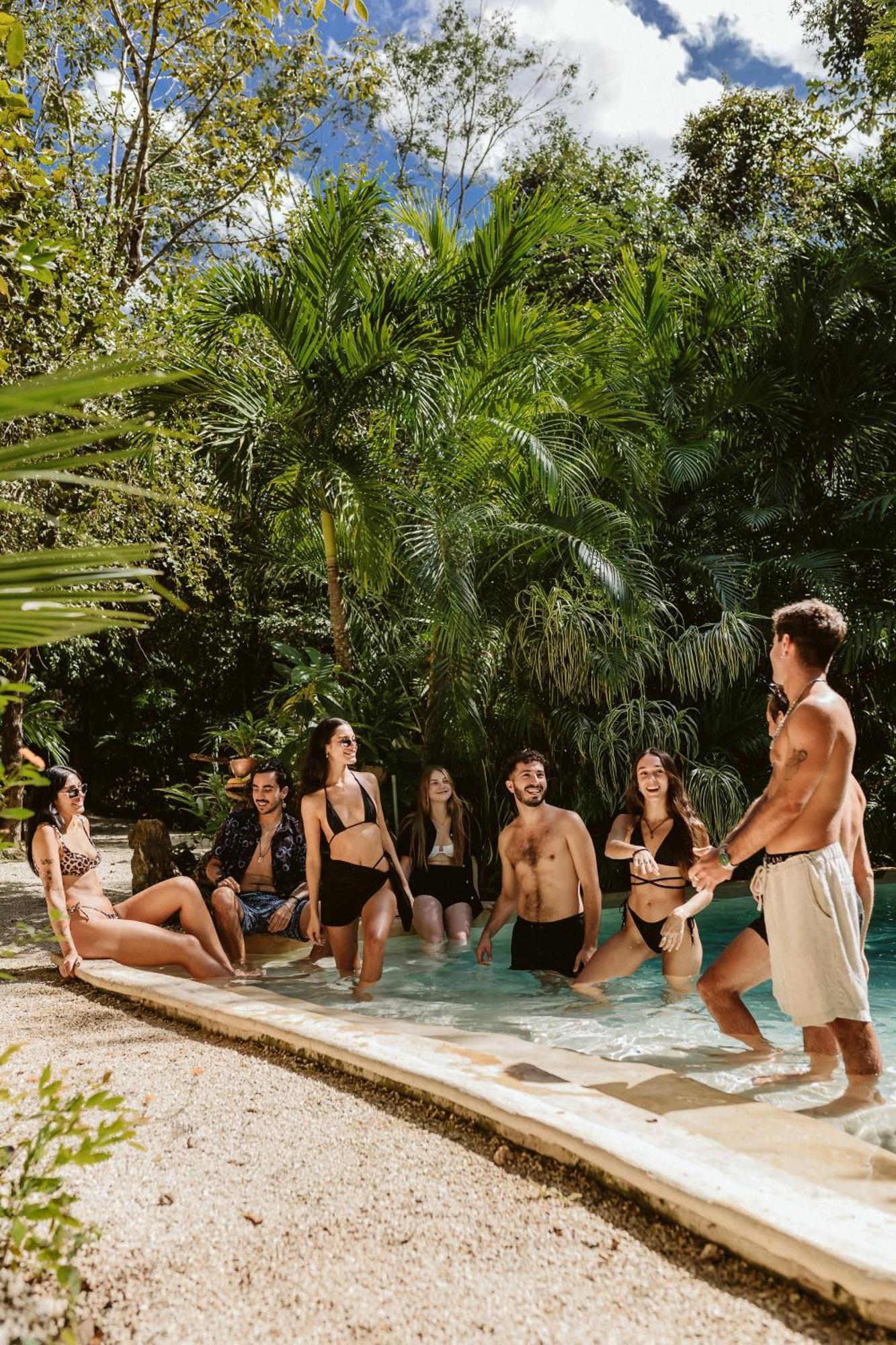 Madre Tierra Eco Habitat Vendégház Puerto Morelos Kültér fotó