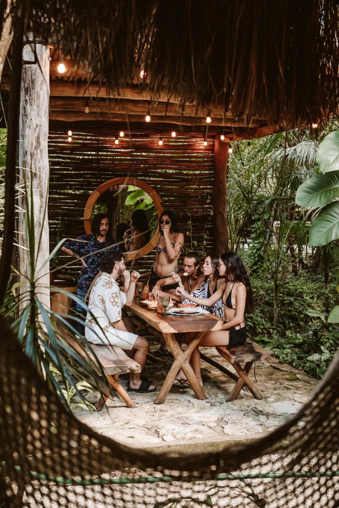 Madre Tierra Eco Habitat Vendégház Puerto Morelos Kültér fotó